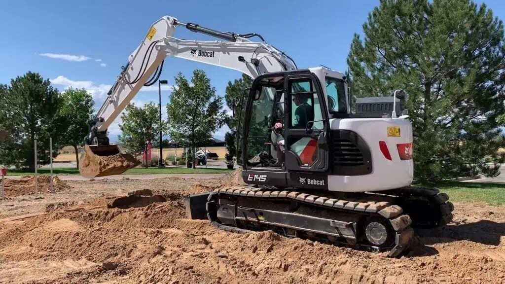 bobcat excavator size 8
