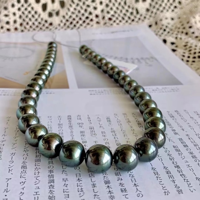 11-13.0mm AAA runde schwarze Tahitiperlen Collier – Bild 4