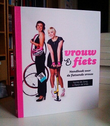 Vrouw en fiets – Nynke de Jong en Marijn de Vries