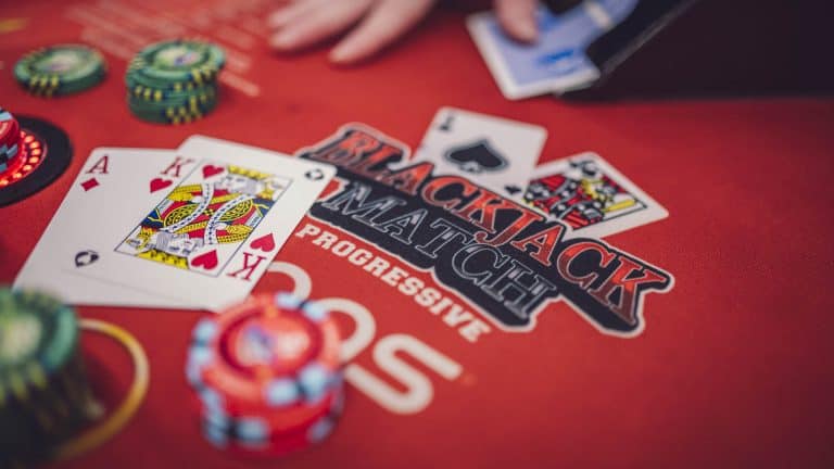 online casino roulette table game