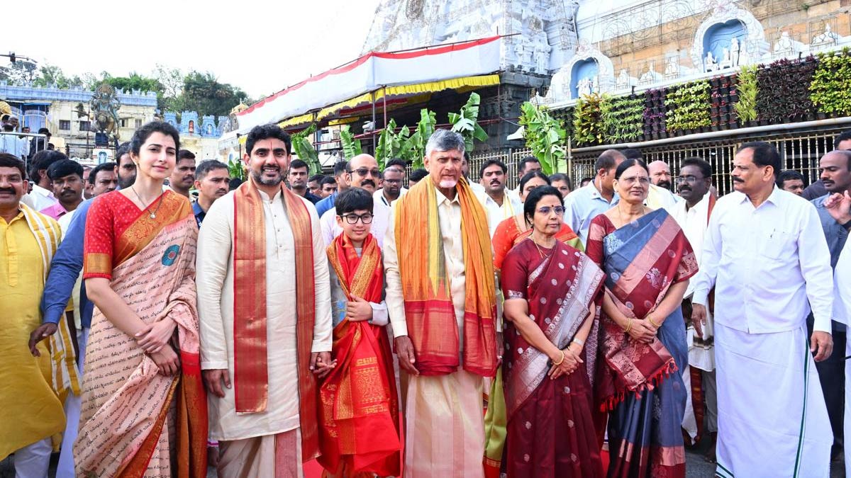 Naidu visits Tirupati temple on grandson’s birthday