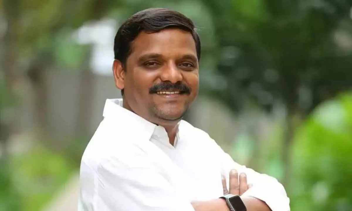 Congress suspends MLC Teenmaar Mallanna