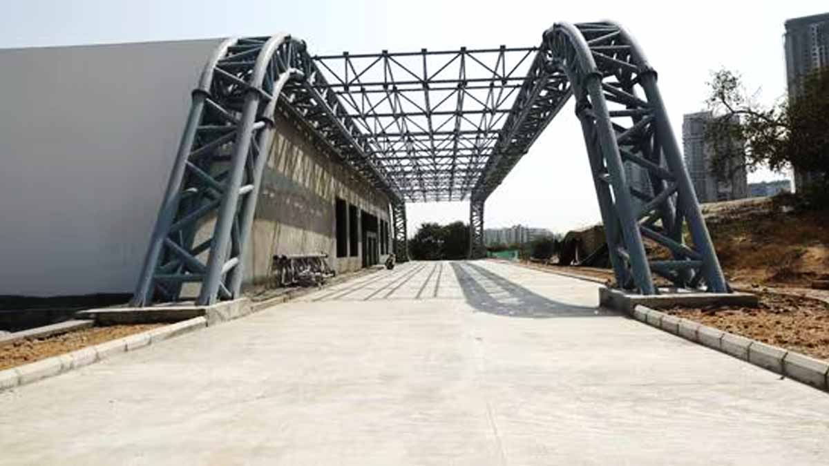 Hitec City Rly Station: Hydraa demolishes illegal constructions, Railway undertakes redevelopment