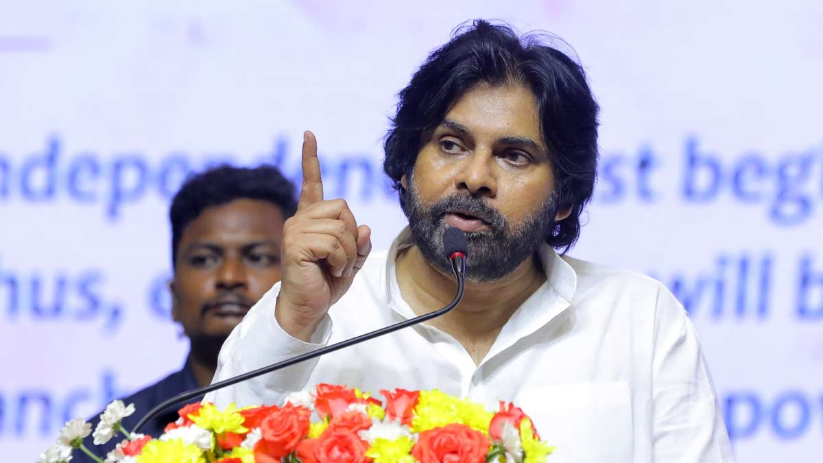 Pawan Kalyan accuses Jagan govt of misusing PR funds