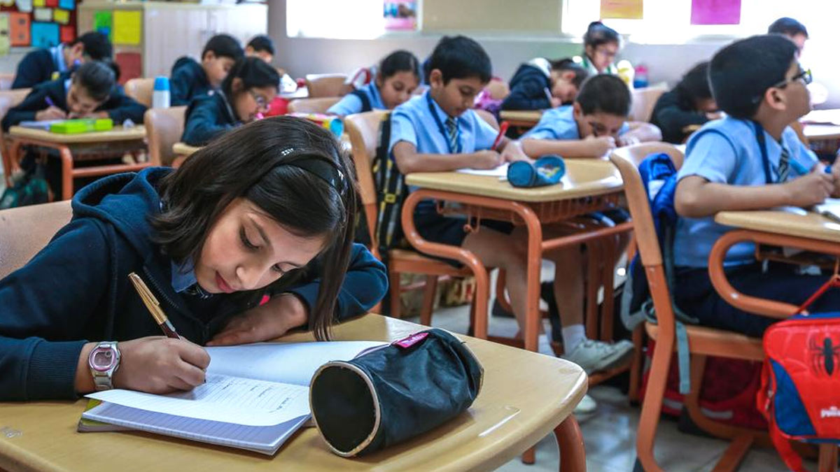 Parents demand the removal of Telugu policy in schools