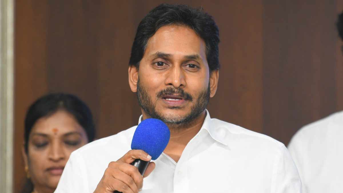 YSRCP announces plenary plans