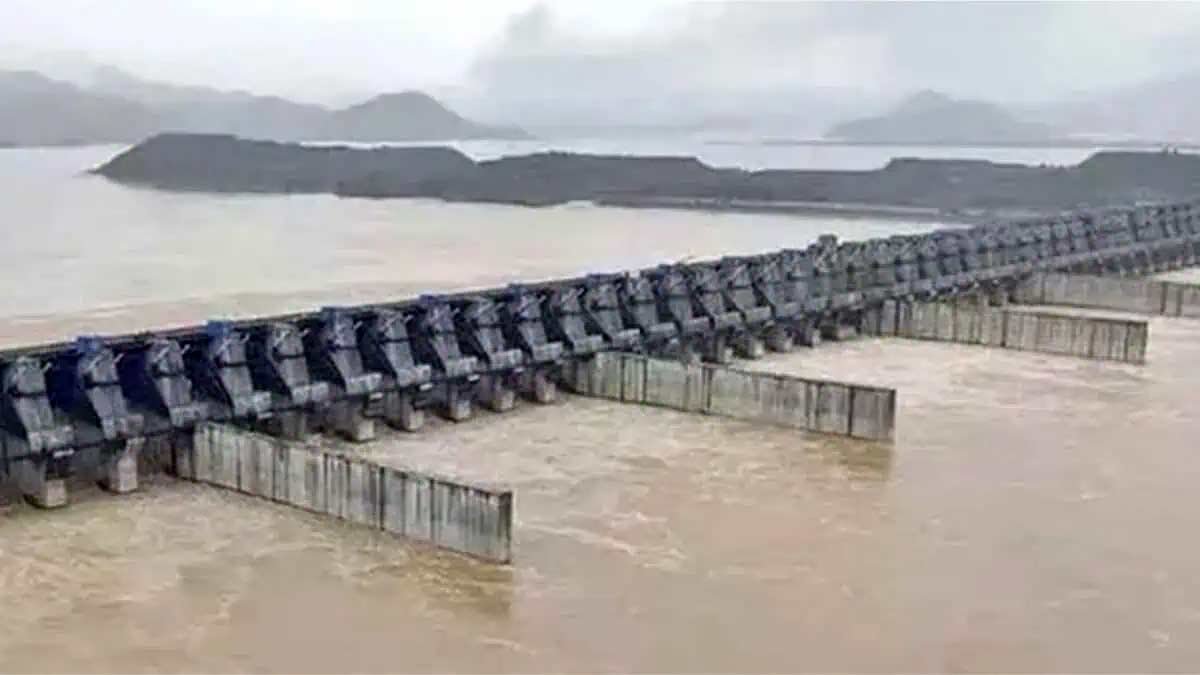 Centre rejects Polavaram-Banakacharla project proposal