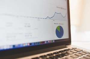 Analyzing Market Reactions to International Occasions Analyzing Market Reactions to International Occasions