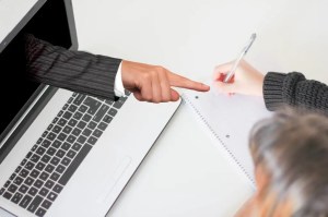 Discovering Funding Mentorship: Easy methods to Join with Skilled Buyers