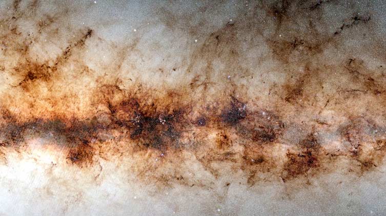 Say cheese! Galactic photo shoot captures three billion stars