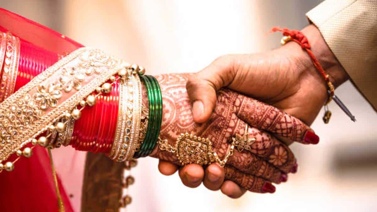 Do Bollywood films distort marriages?
