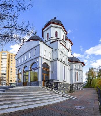 Biserica "Sf. Mc. Mina și Sf. Vasile Cel Mare" - Protopopiatul Ortodox  Brasov