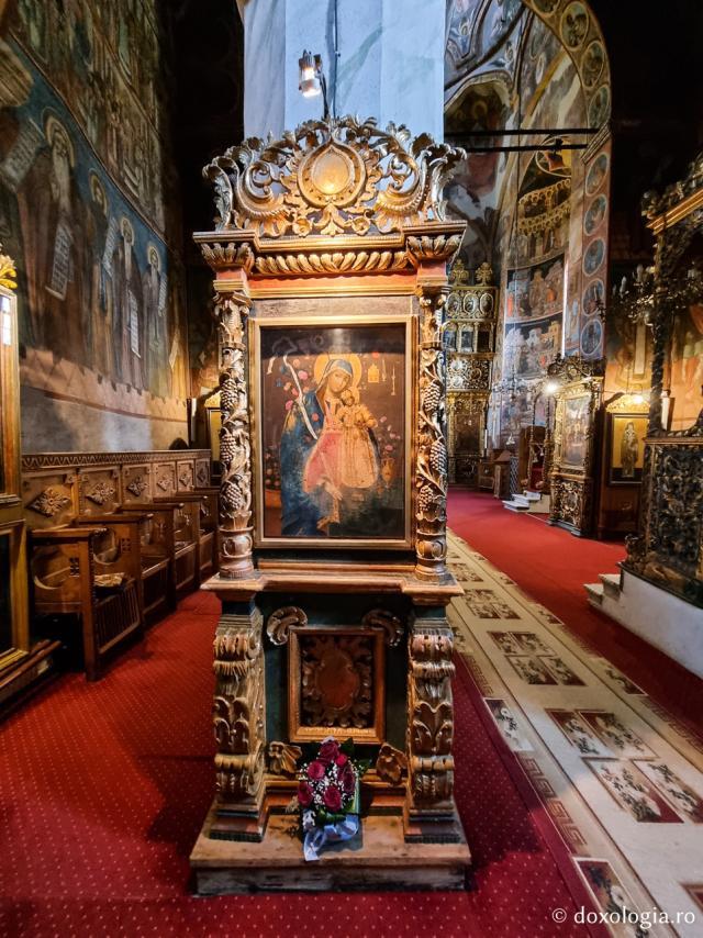 Foto) Frumusețea Mănăstirii Golia | Doxologia