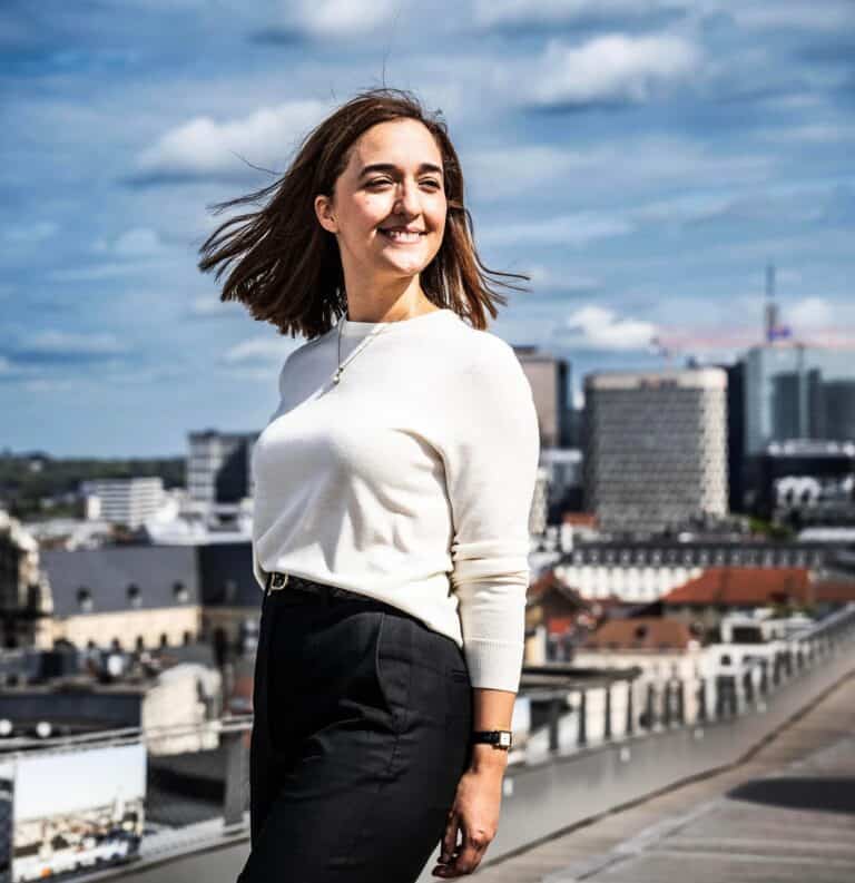 Interview in BRUZZ met Imane Belguenani