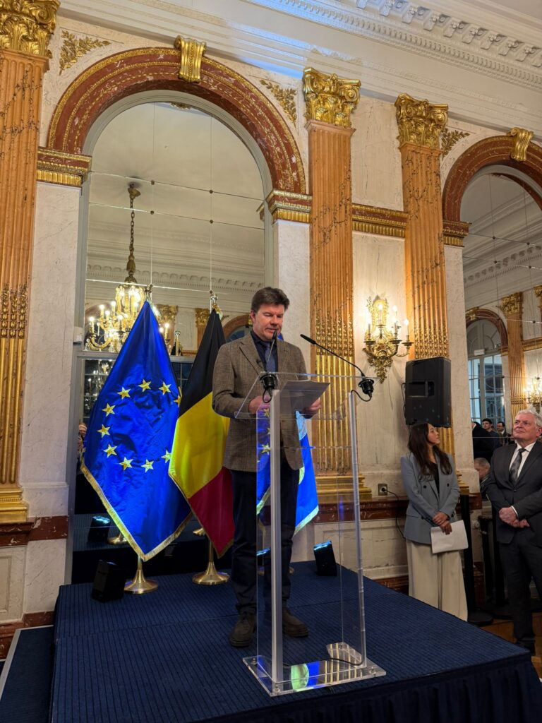 Sven Gatz: “Brusselwet niet omzeilen om uit de impasse te geraken”.
