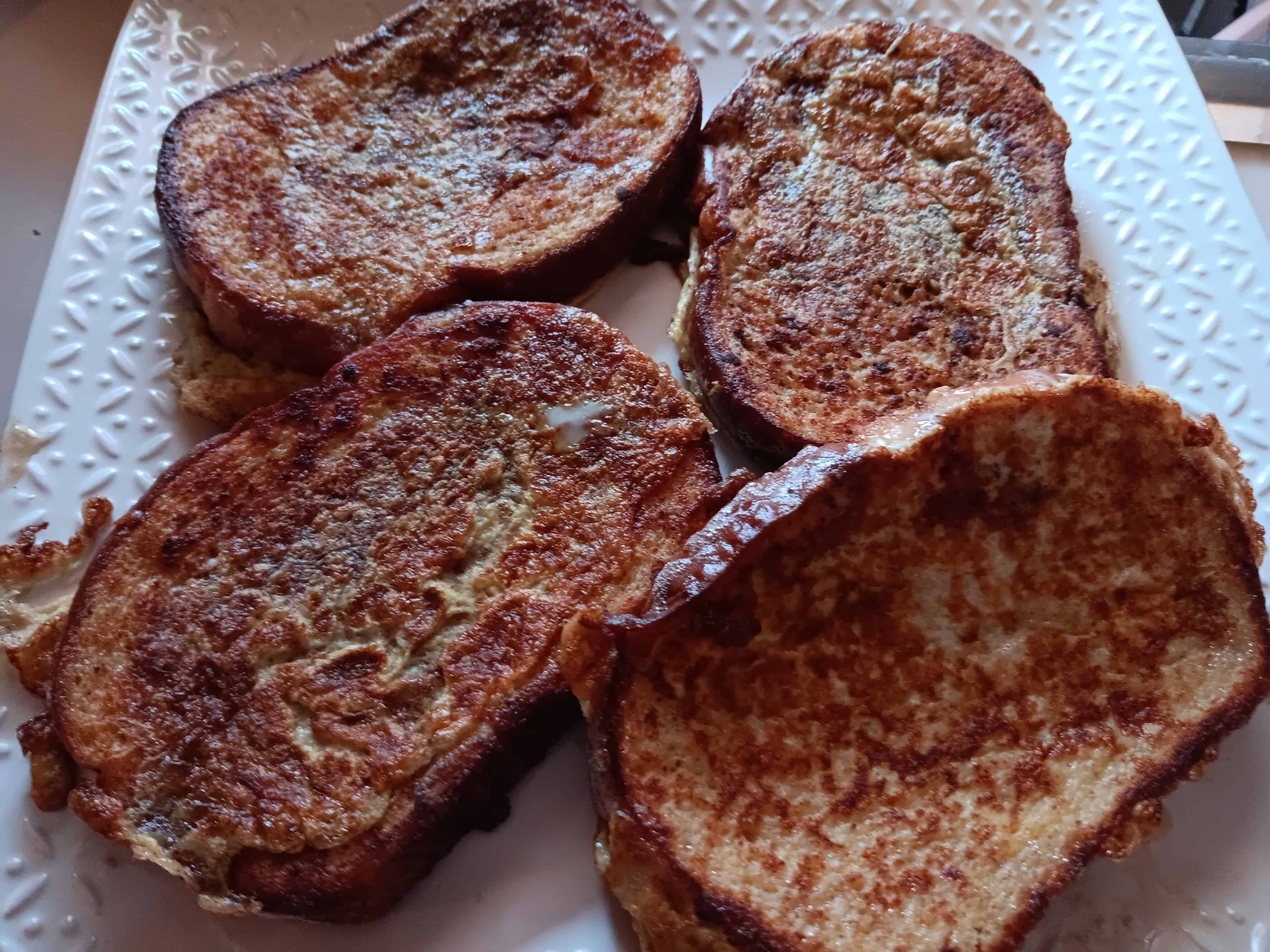 Southern breakfast recipe, Cinnamon Vanilla French Toast, easy French toast recipe, Southern French toast, Sincere Scribbles breakfast recipes