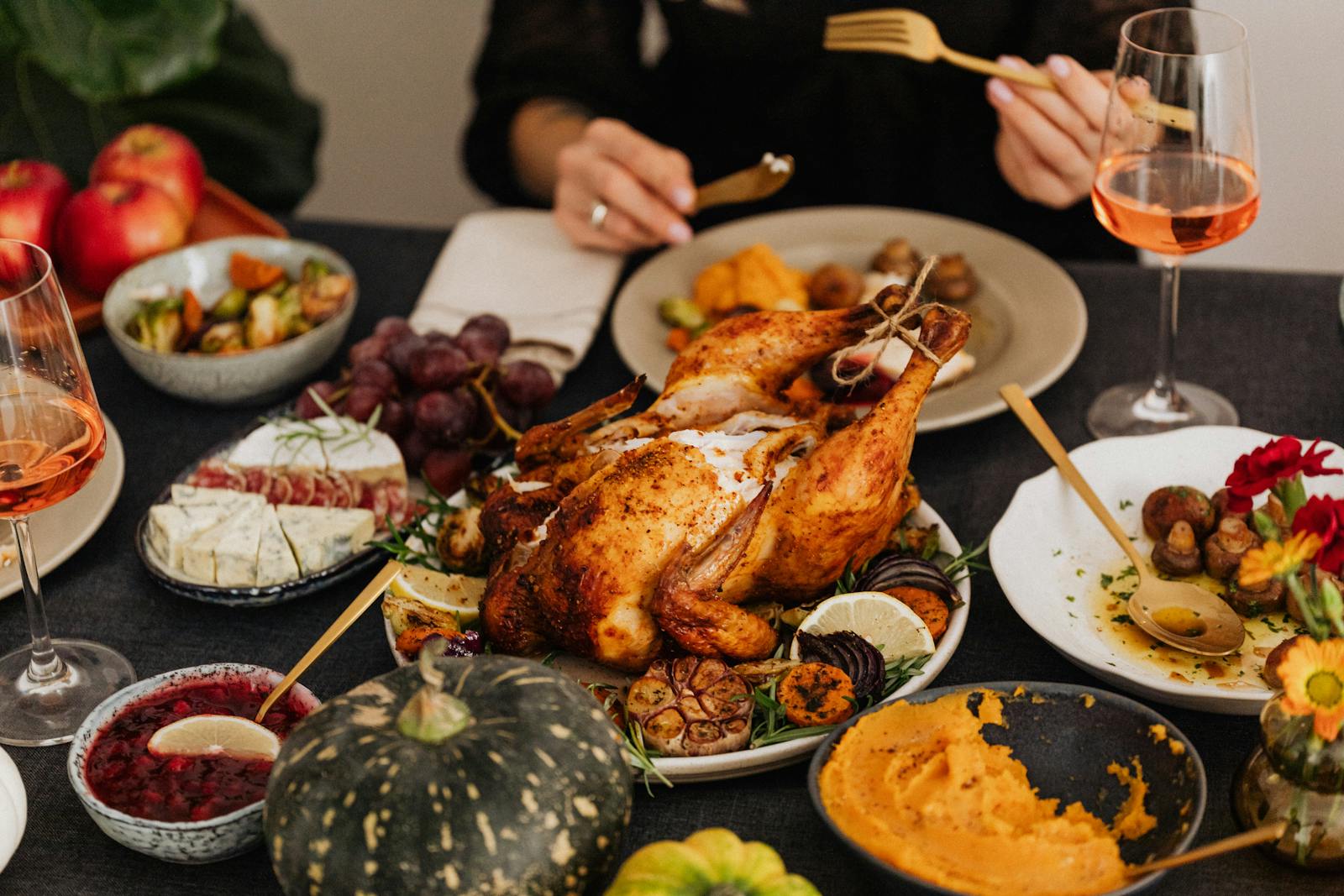 Thanksgiving, Thanksgiving truth, bloody history of Thanksgiving, break holiday traditions, Thanksgiving consumerism, Indigenous history, new holiday traditions